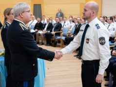 Oroszlányi rendőr lett az év iskolarendőre Komárom-Esztergom megyében