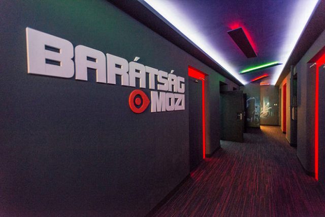 baratsagmozifehervar