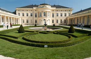 Koncert és botanikai séta a Fehérvárcsurgói Károlyi Kastélyban