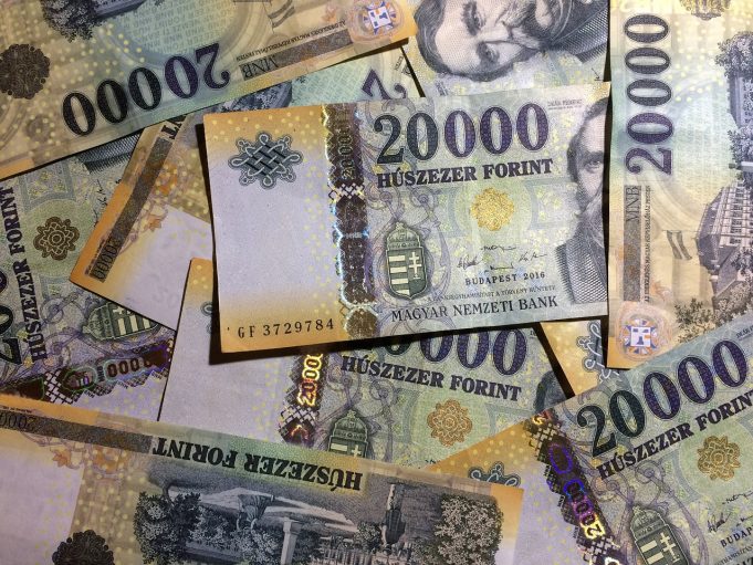 Akár 5 milliót is spórol az MNB a lakáshiteleseknek