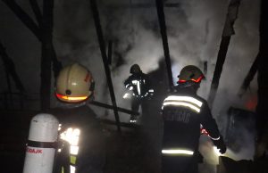Porig égett egy melléképület Fehérvárcsurgón