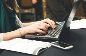 Fokozatosan újranyitja ügyfélszolgálati irodáit az E.ON