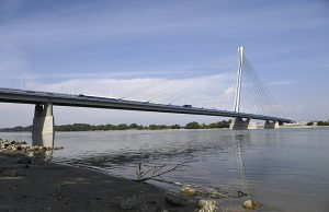 Átadták az új komáromi Duna-hidat – Képek
