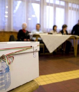 Választás 2022 – Jelentkezőket várnak a szavazatszámláló bizottságokba