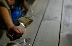 Felavatták “Miklóscsabi pincéjét” Móron