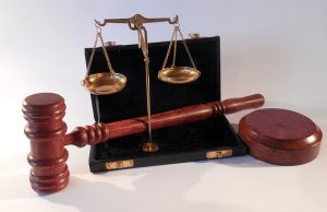 Megöléssel fenyegetett egy védőnőt