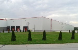 A Graboplast megkezdte az SPC padlóburkolatok próbagyártását Tatabányán