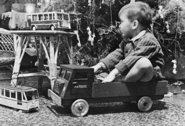 Karacsonyfat1950esEvekigRitkanVettekMorCsakberenybodajk