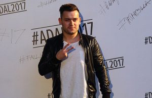 Szabó Ádám koncert Móron a Bice-Bócákkal