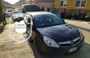 Illegális migránsok Móron