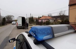 Embercsempészt fogtak Bakonycsernyén