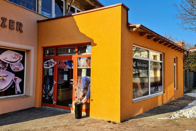 Nyári akció a Móron a Belvárosi Cipőboltban