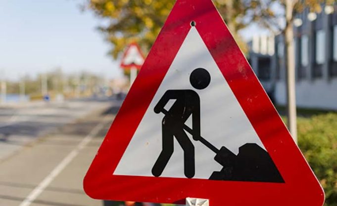 81-es főút és Magyaralmás: forgalomkorlátozás, útlezárás